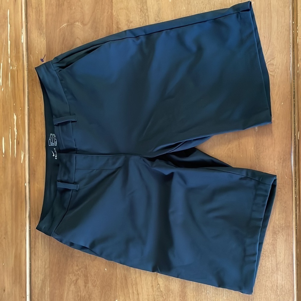 Nike Bermuda Shorts Size 6 - Picture 3 of 8